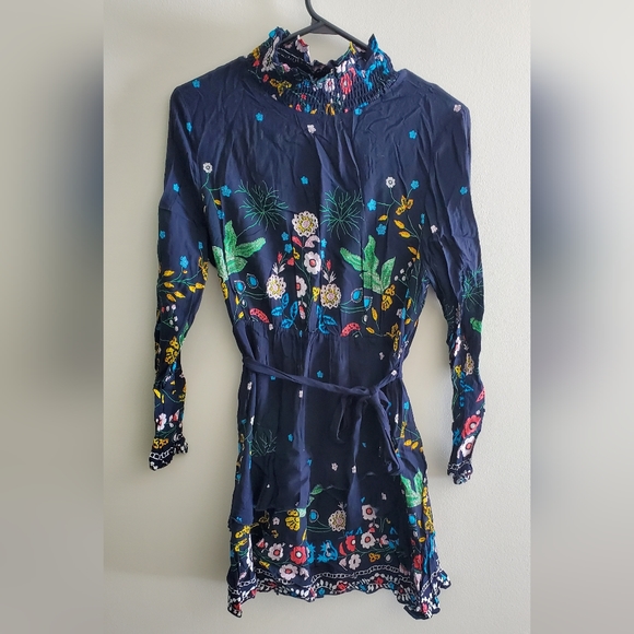 ABYOXI | Lightweight Navy "Embroided" Floral Print Mini Dress in Large - Picture 5 of 13